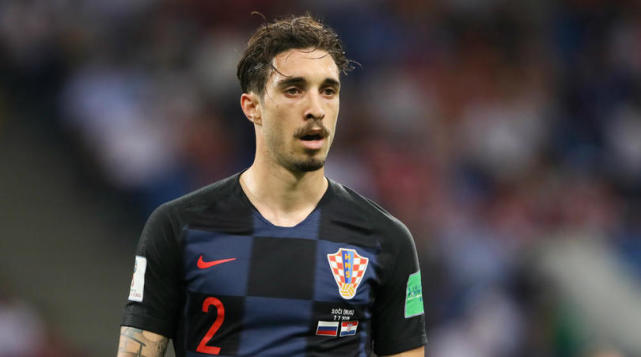 明显想要强攻:莫德里奇与科瓦契奇组成中场,在他们身前的是克拉马里奇