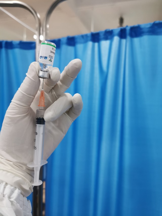 新冠病毒疫苗第二针比第一针疼不良反应比第一针大吗打针后反应越强