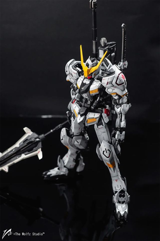 mg巴巴托斯细节改造黑白配色