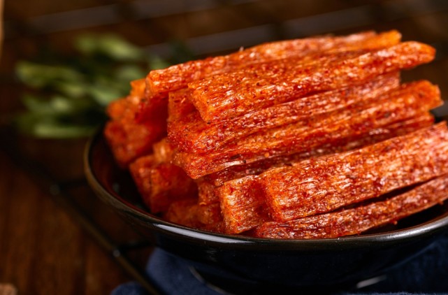 辣条制作过程曝光网友看后开始反思网上传的都是假的