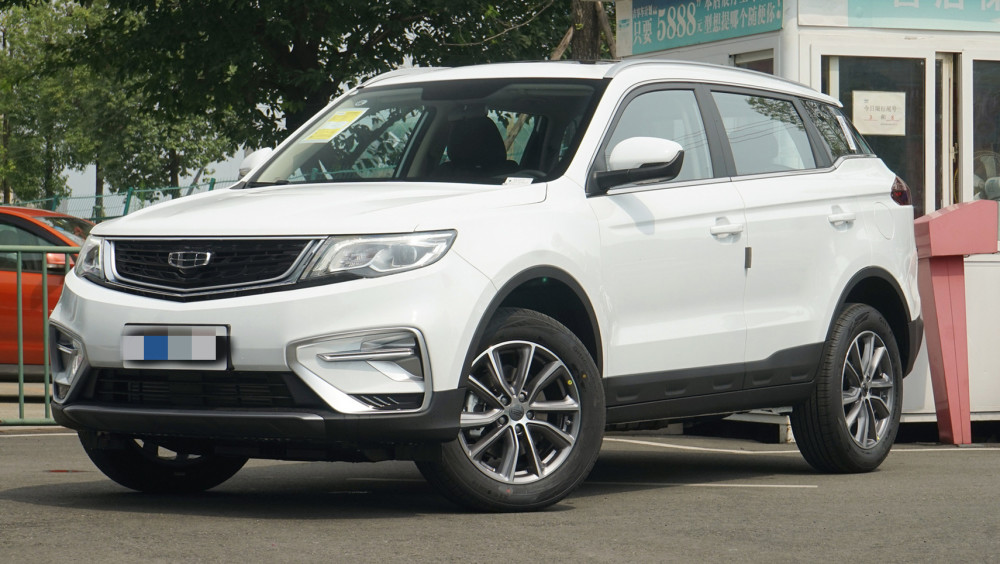 10.6万提了辆吉利博越,用车一个月,老司机的真实驾驶感受