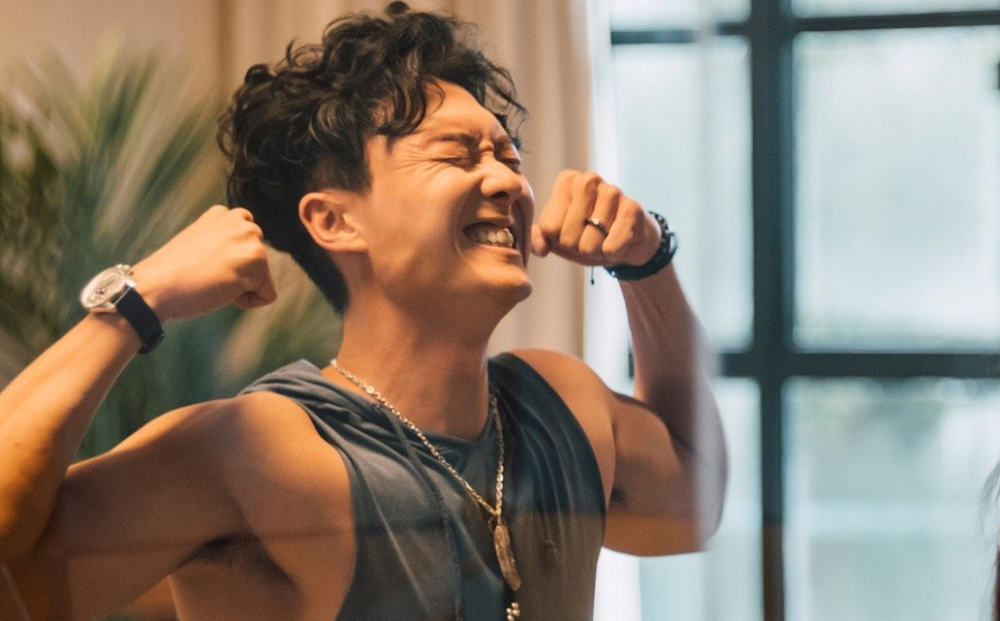 可以说这个隐藏人格和叶劲峰本人完全是两种人,而这就是本剧最高潮,最