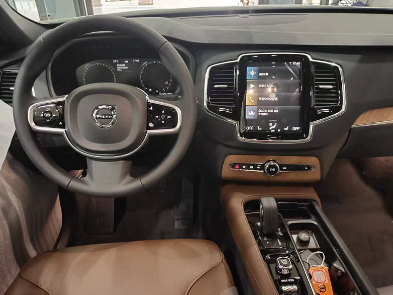 体验沃尔沃xc90,机械增压 轻混,内饰你认可吗?