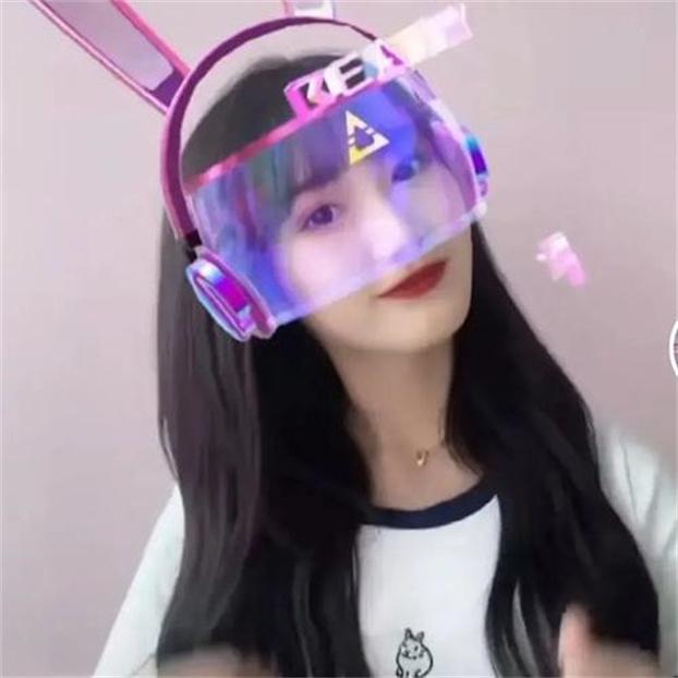 晒新作因1细节遭吐槽,网友:不是同1人!|林晚晚|网红