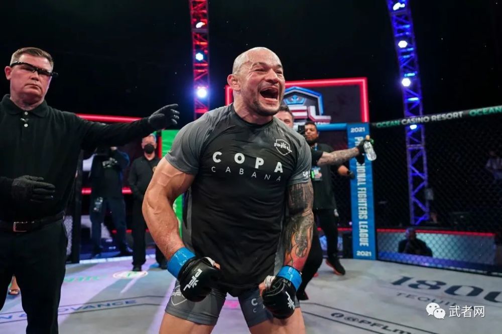 麦克唐纳德争议点数败北赛后对结果表示不满