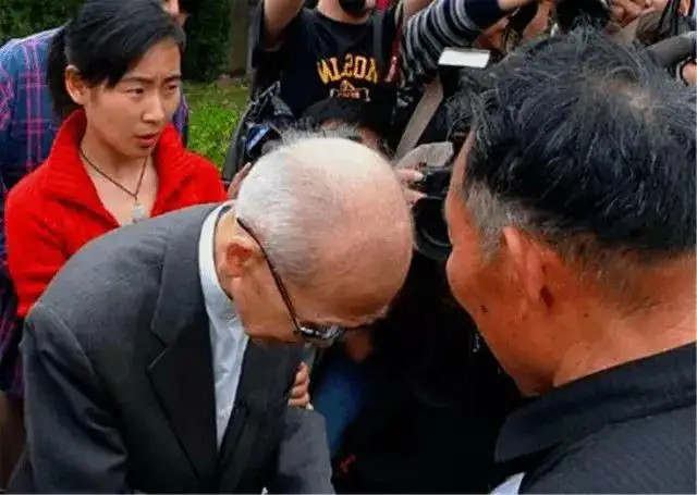 日本侵华老兵来中国下跪谢罪:曾迫害33名中国女性,犯下无数罪恶