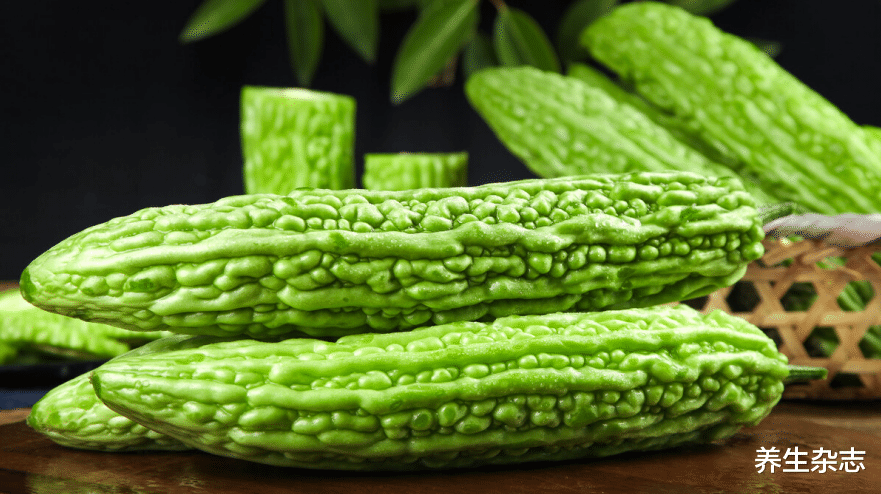 多吃苦瓜能养肝医生不想肝病加重3种蔬菜尽量少碰