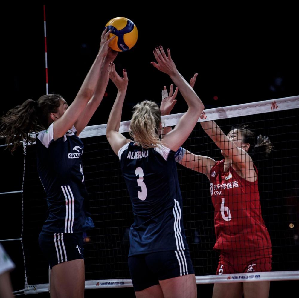 朱婷休战中国女排3-0波兰 世联赛预赛斩获六连胜