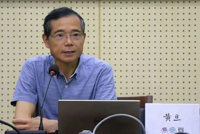 【口述史】黄旦:处处以学术着眼