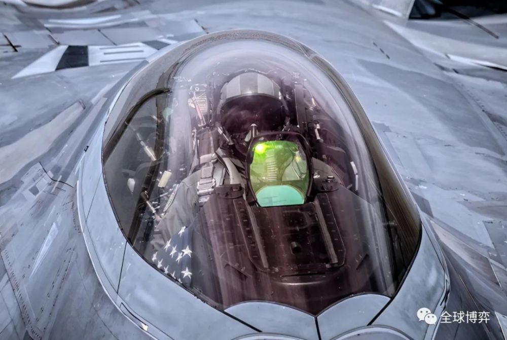 歼20到底有多先进?一块"挡风玻璃",全球只有中美能造!