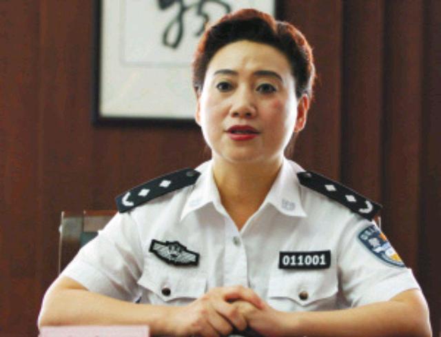 她是资深"重庆警花",副厅级,沦落为文强情妇,55岁黯然谢幕|重庆市公安