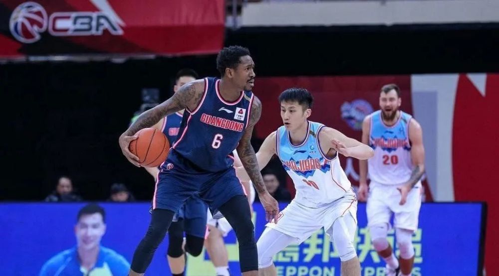 辽宁 CBA速递：宏远反超辽宁！浙江逆袭新疆！首钢垫底！上海闯入季后赛！