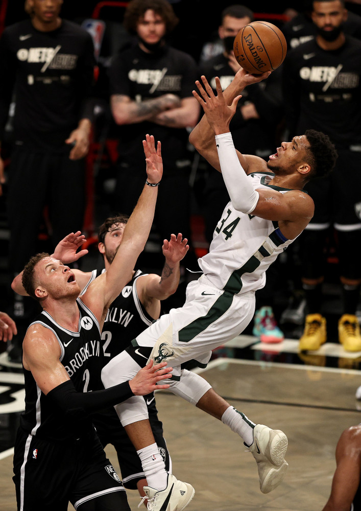 杜兰特空砍48分雄鹿加时击败篮网晋级nba东部决赛