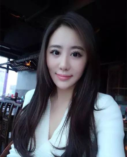 万达少爷王思聪从国民老公到深情舔狗他交往过哪18位女友