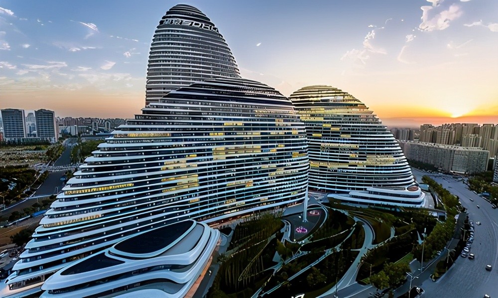 潘石屹出售soho中国,大赚百亿,幕后金主大有来头