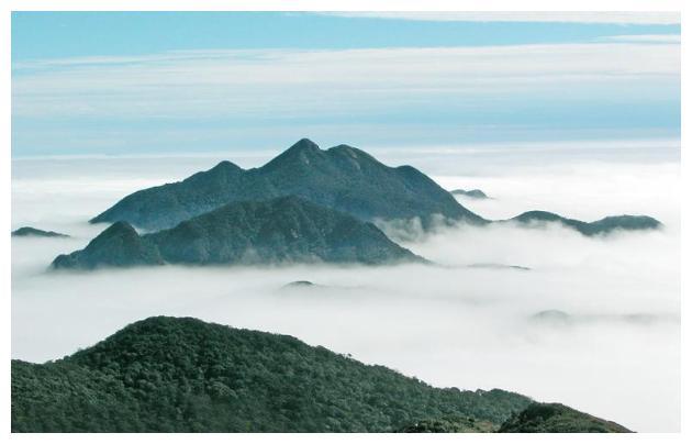 广东最高的山峰,被称为"广东第一峰",海拔1902米却少有人知