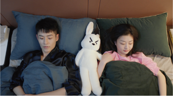 恋爱生物钟今日首播彭楚粤担当霸气主编王承渲成作者