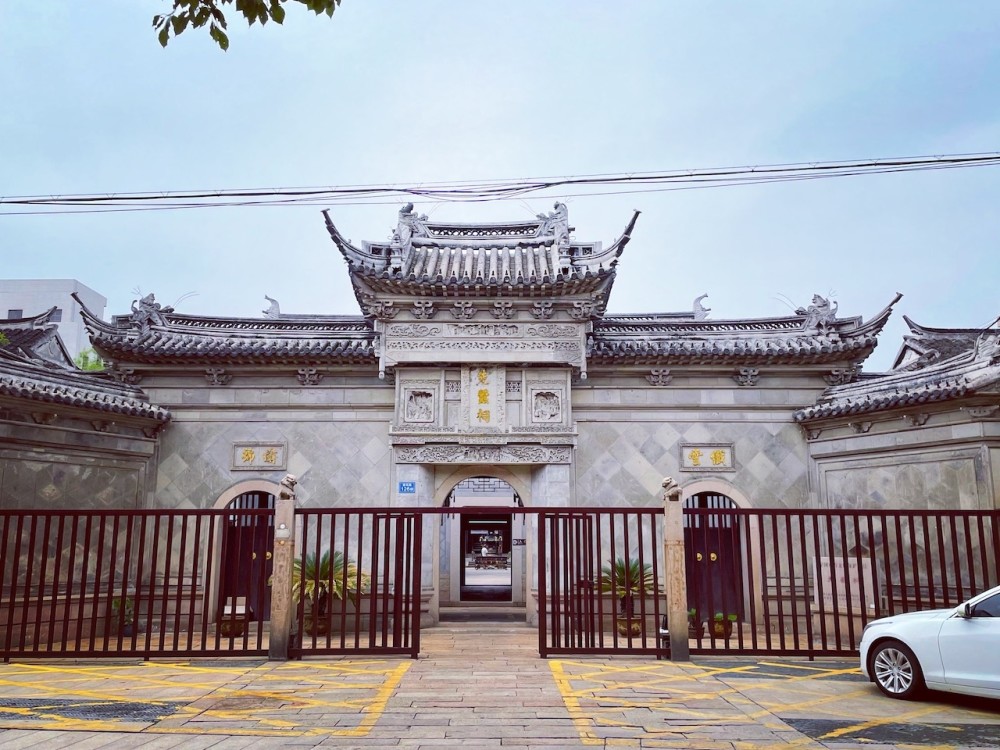 小镇盛泽走上t台的千年绸都