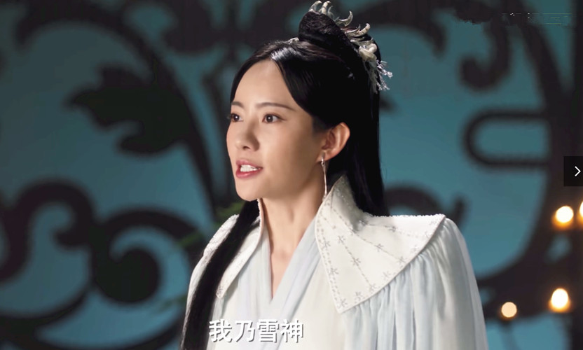 张嘉倪饰演的芜浣,罗秋韵饰演的月弥和刘萌萌饰演的雪神,不管神位高低