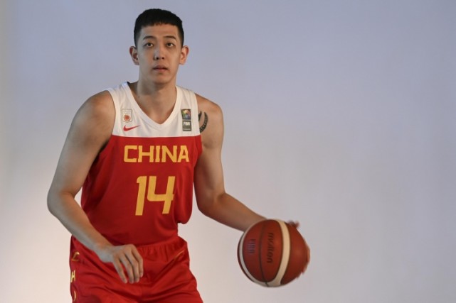 定海神针沈梓捷统治篮下砍1814正负值24全场最高