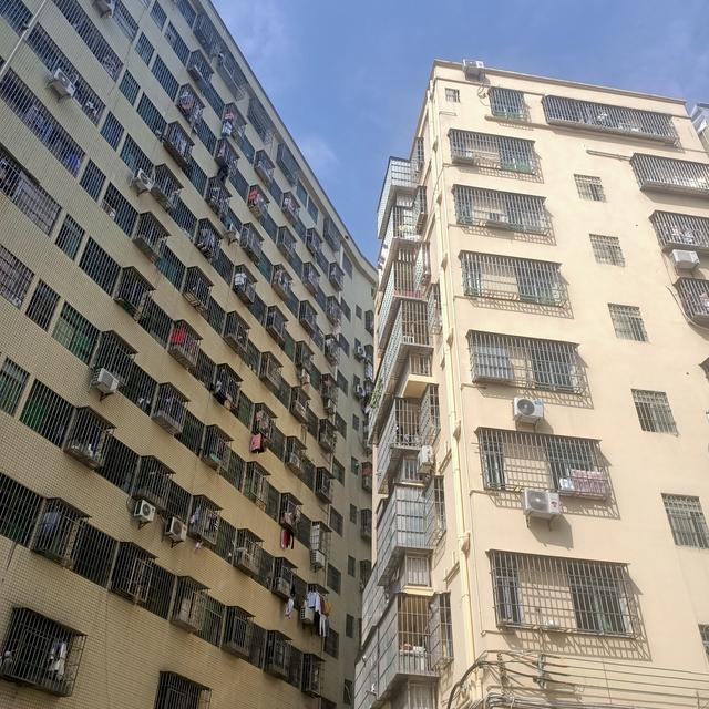 深圳出租房改公寓原租客全部被赶走清空改公寓价格却翻倍