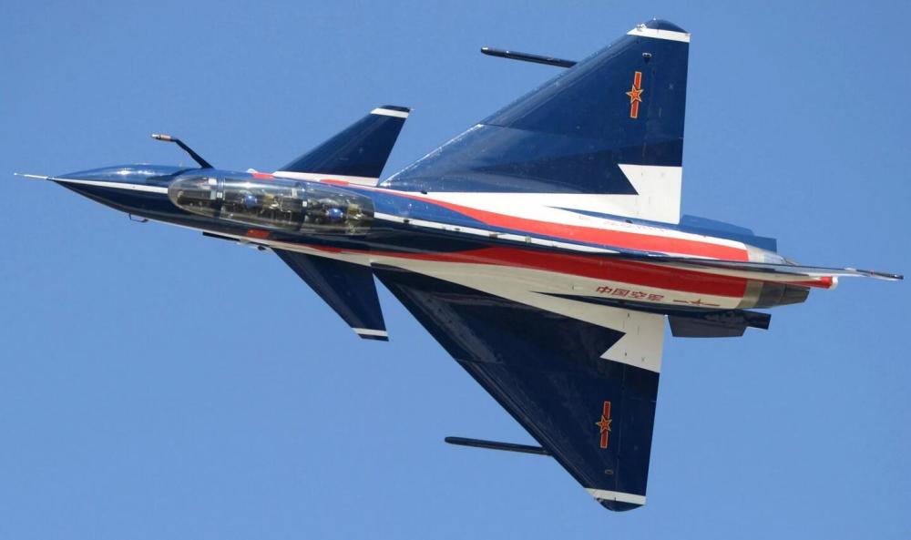 歼8战斗机传奇40年2代赶上美国f4成就4院士