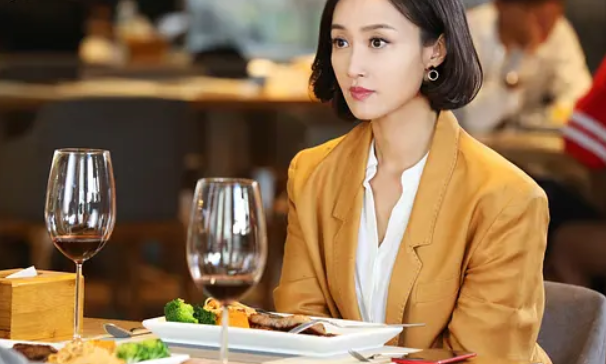 壮志高飞李腾嘲讽吴迪小小飞行员朵朵解释自己没生气
