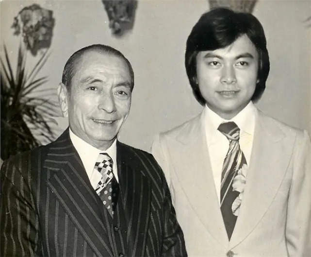 除此之外,蔡金虎的扮演者韩义生,张宗堂的扮演者罗烈,冈本之助的扮演