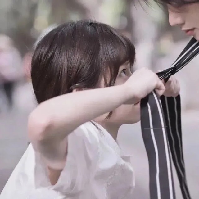 真人情头:星星睡不着的时候也会数人类吗