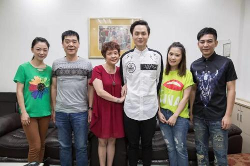 外来媳妇本地郎康枝子跑去学导演知识只为延续康家故事