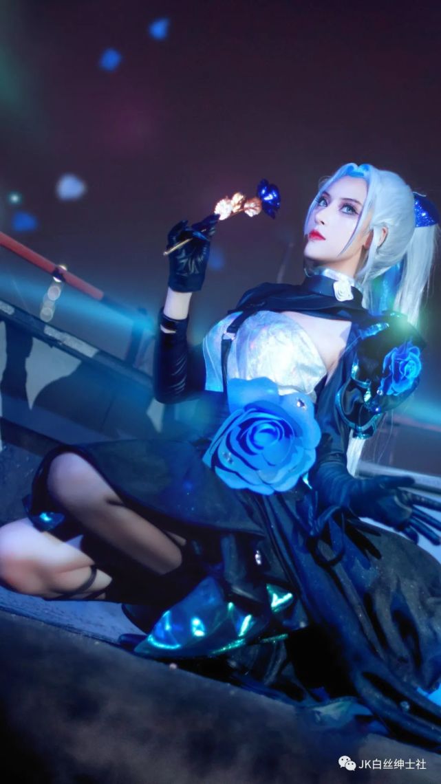 cos:67王者荣耀花木兰玫瑰行动@奶狮