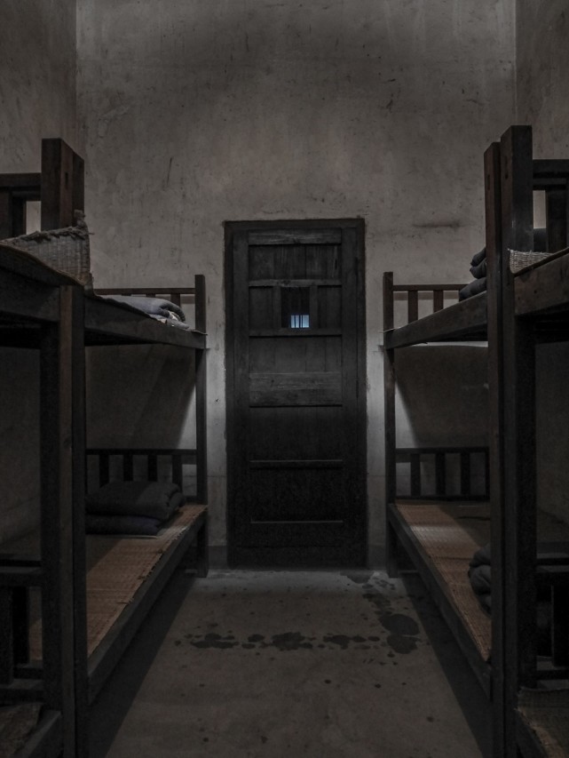 胡端:墙外桃花墙里血,龙华烈士狱中的严峻考验与秘密斗争