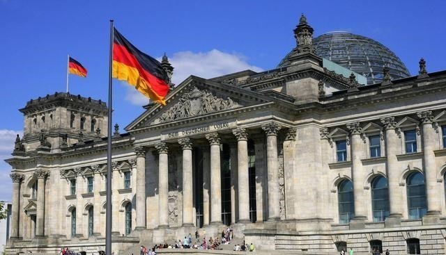 美国一季度gdp美元_美国公布第一季度GDP,我国与其差距不大,明年或将能拉平差距