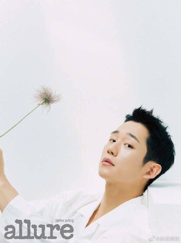 丁海寅杂志封面