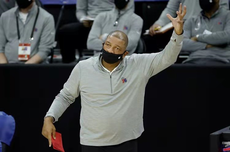 nba 满满的求生欲！里弗斯：去年首轮被横扫，今年差点进东决不算失败