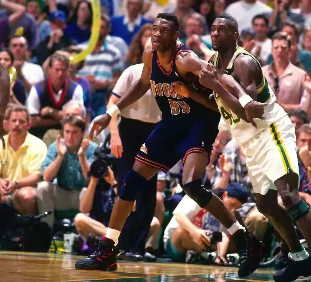 nba NBA历史长篇小说（六十六）：火箭异军突起，穆大叔带队上演黑八奇迹