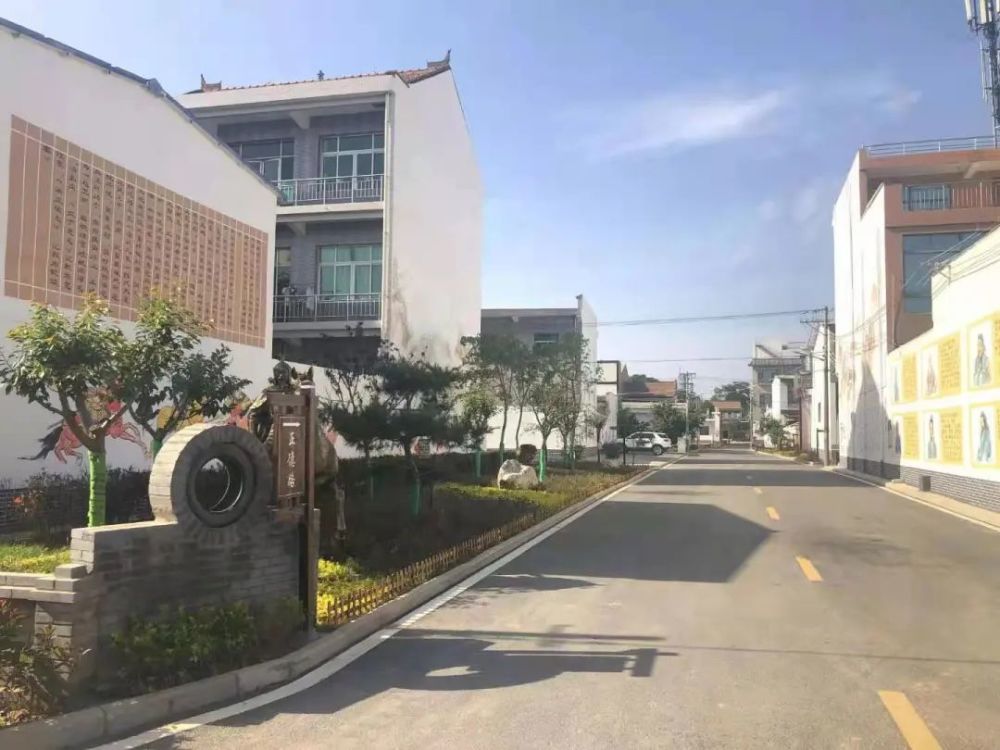 灞桥区:人居环境整治再发力 村庄颜值持续增"新"