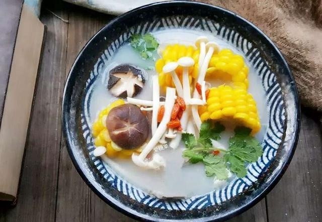 入夏,更要来点清热下火的汤品