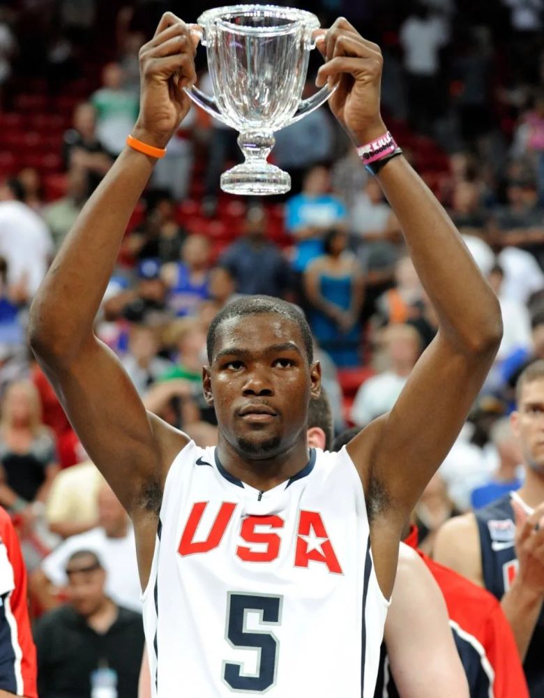 格林来了,杜兰特也来了,美国队重回巅峰就差库里了吗?