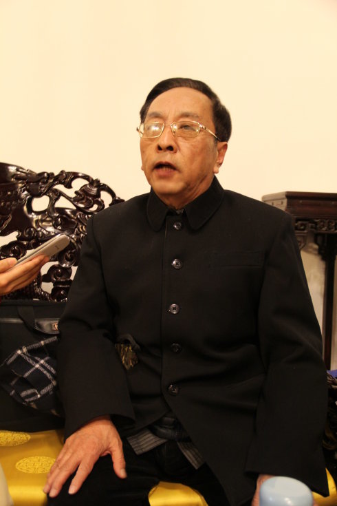 报社闹乌龙,"被去世"的李伯祥这一做法堪称典范