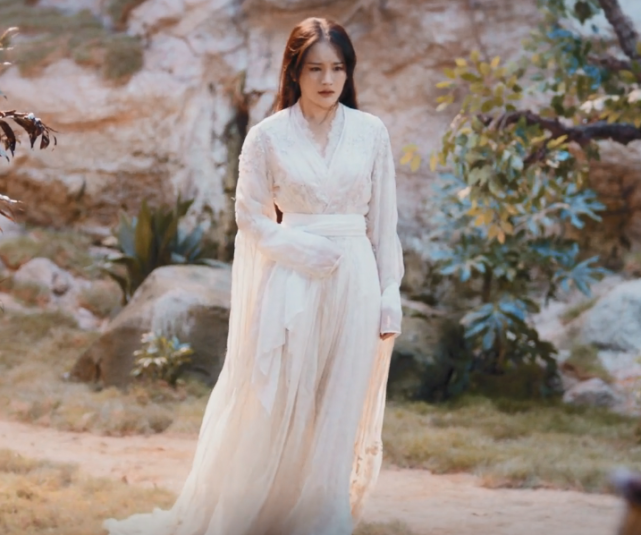 网红版《倩女》上线,古早网红南笙让人出戏,宁采臣长脸还有胡子