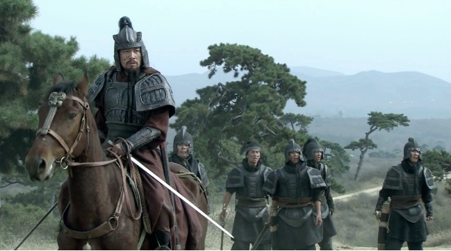 图片:刘备骑马跑路剧照二,世家大族和王朝的兴衰1,世族的天下所谓士族