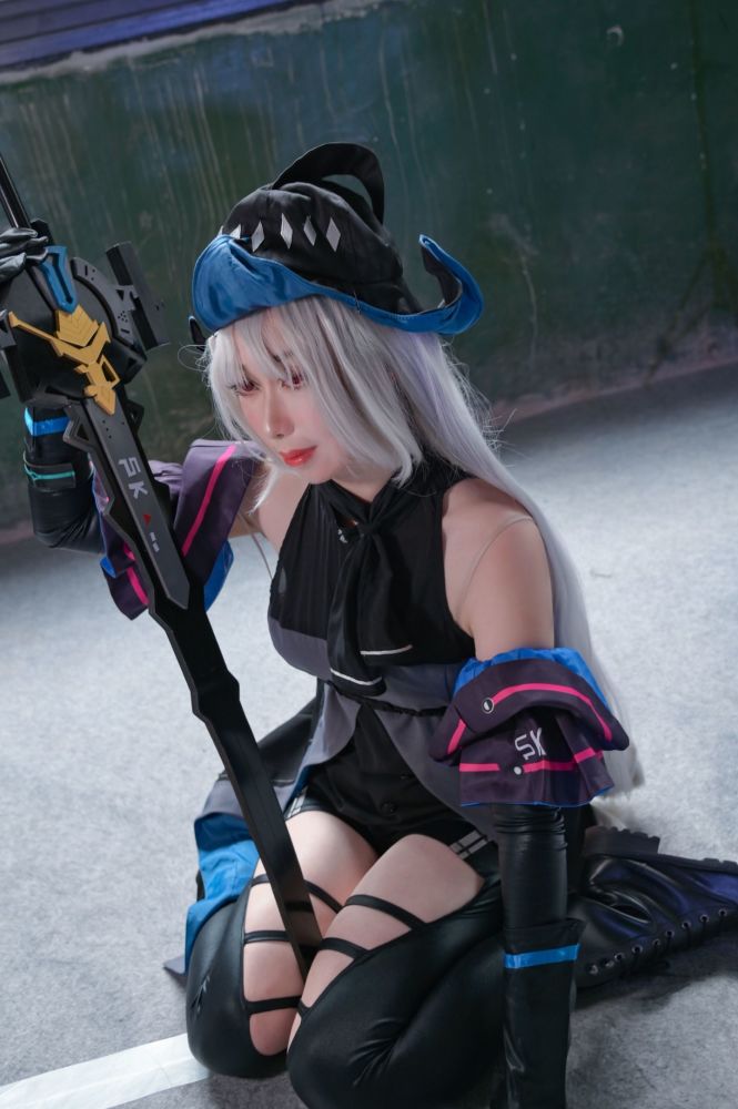 明日方舟斯卡蒂cosplay