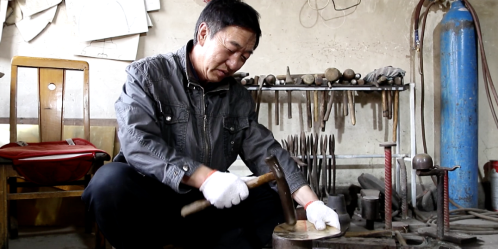 大同城里的老铜匠铺 今晚《匠心》为你揭晓!