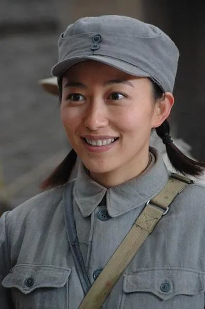 丁柳元20年演绎红色经典初心不改