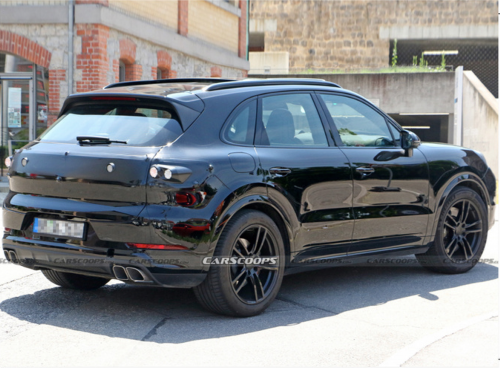 中期改款保时捷卡宴内饰谍照曝光 预计2022年发布_腾讯新闻