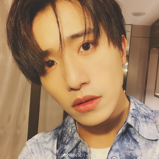 伯远冷冽王子驾到统统闪开