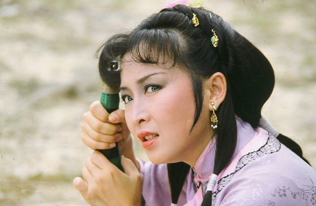 1983年tvb经典剧集《十三妹》:从何玉凤认识黄杏秀