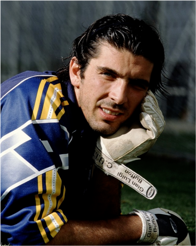 昔日帕尔马时光21岁布冯青涩写真曝光