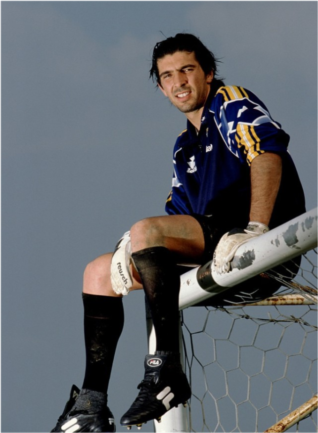 昔日帕尔马时光21岁布冯青涩写真曝光